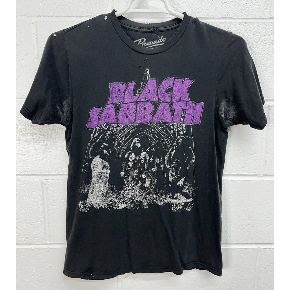 BLACK SABBATH Classic Band Graphic‎ BRAVADO T-SHIRT Medium / THRASHED